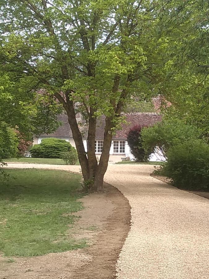 Vila Repos Dans Le Perche Combres Exteriér fotografie
