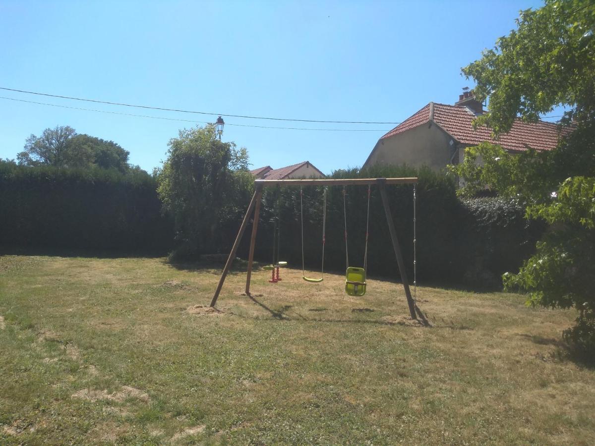 Vila Repos Dans Le Perche Combres Exteriér fotografie